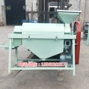 水稻脫芒機，黑龍江水稻打毛機、家用水稻去芒機，水稻脫芒機裝車