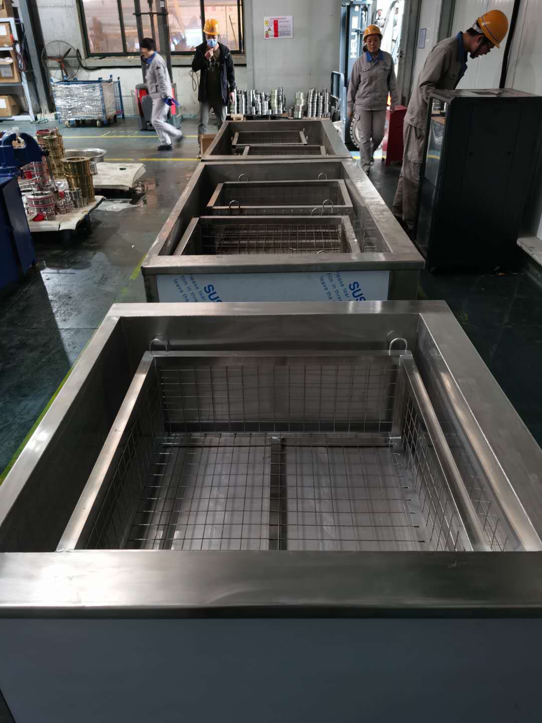 超聲波清洗機(jī)可以清洗汽車發(fā)動(dòng)機(jī)嗎